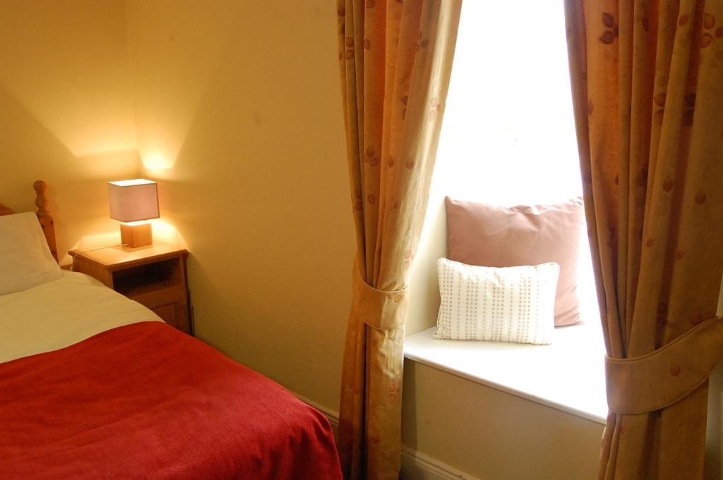 Grand Hotel Moate Habitación foto